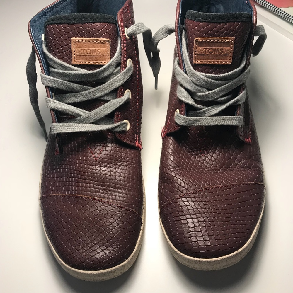Toms Women’s Paseo Leather High Top Sneakers